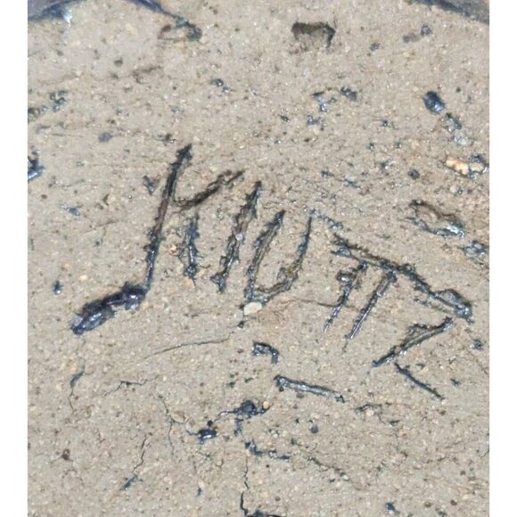 Handcrafted Ceramic Studio Pottery Bowl signed Kiuttz  5x3" Farmhouse - Picture 10 of 10